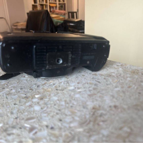 Konica Black SLR 35mm film Camera Body with Classic SLR CAMERA - Picture 5 of 5